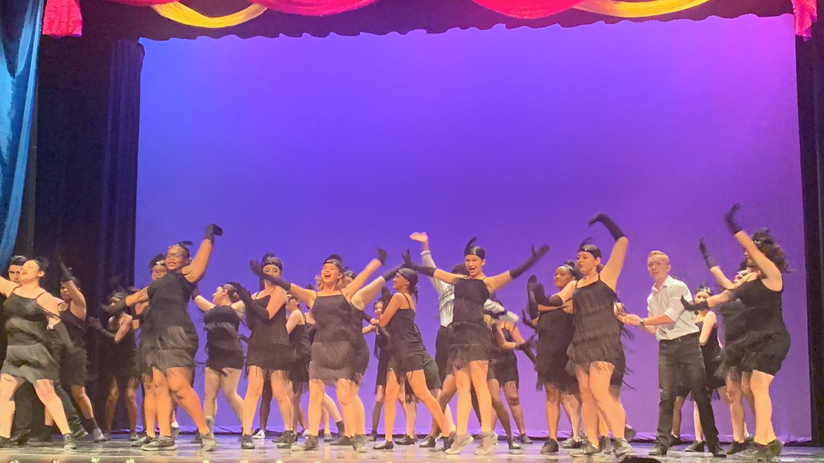 danacrowley228's tweet photo. Dance Concert💃🏽 Amazing performances by our Sundevil dancers tonight. #EHSDance #EHSPerformingArts https://t.co/7xgLBpNsKW