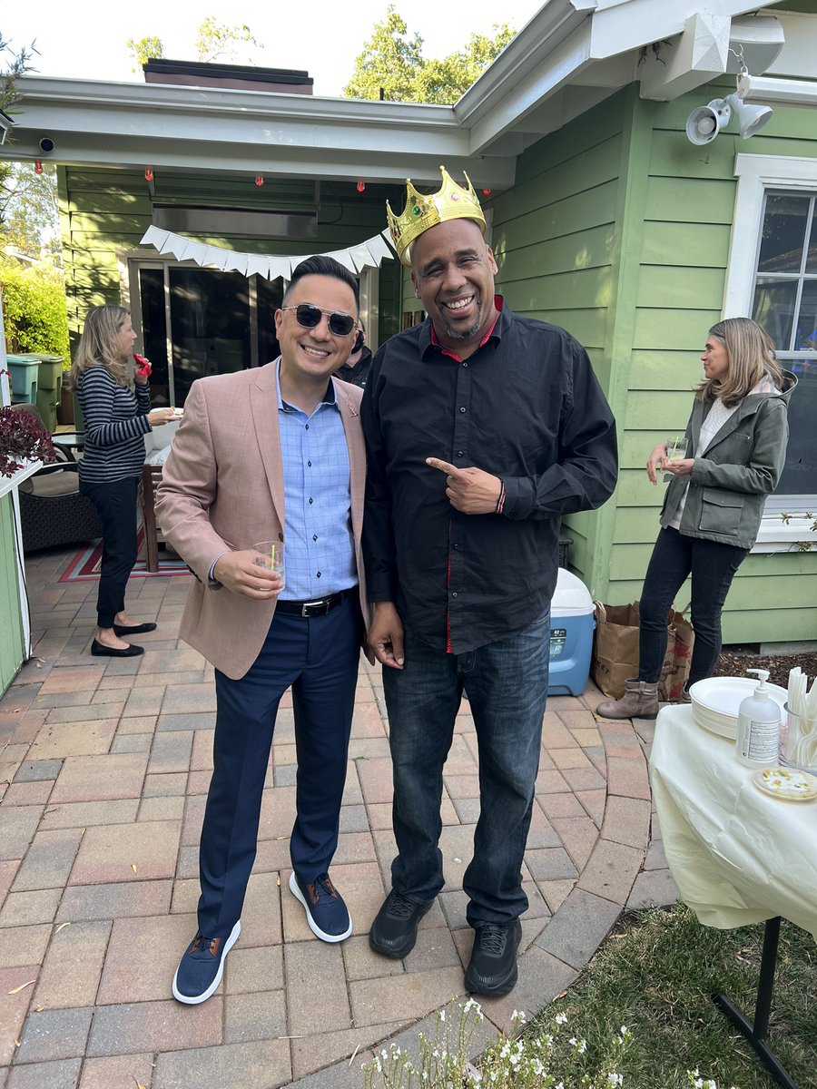 michaelambert's tweet image. Happy trails @MarkhamDisciple! @jameslambert02 and I are forever grateful for all you’ve done for our family and #GoBigRed the past four years 🙏🏼❤️ @BellflowerFB is in for a helluva ride in the coming seasons 🏈 🔥🔥🔥#KeepCrushing #Lambchops4ever