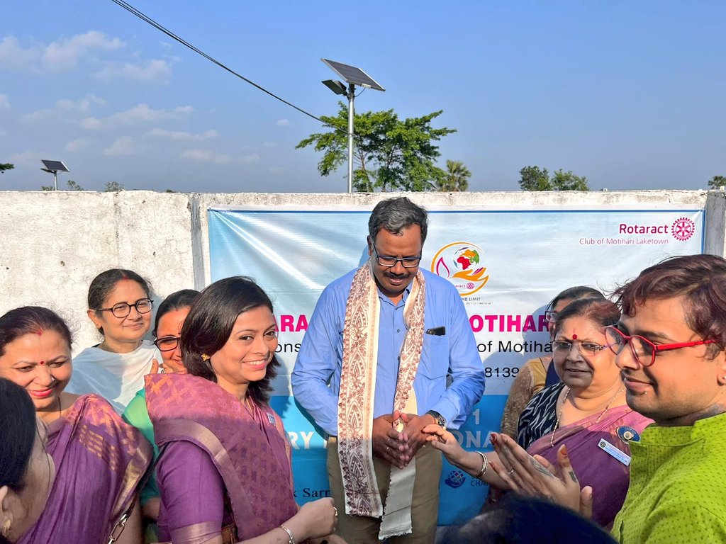 MGCUBihar's tweet photo. Inaugurating the machine,Hon'ble VC Prof. Anand Prakash said that the vending machine was installed to ensure an effective, safe and convenient mode for any time access to sanitary napkins. The purpose is to promote safe and hygienic- sanitary practices among women and girls. https://t.co/gYMczOS4KT