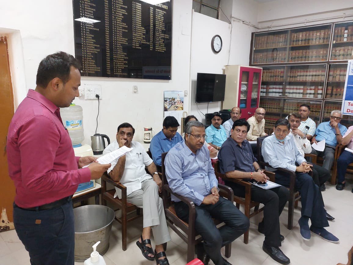 ITBarLucknow's tweet photo. 5th edition of LITBA talk was organised on ‘All about form 10BD &amp; 10BE of Income Tax’ on 11.05.2022 by @ITBarLucknow 
CA Akash Agarwal presented his keynote address
Members of LITBA attended the program in large numbers &amp; appreciated the idea of LITBA Talks
@yashvardhan_me https://t.co/XO5JeVY4oT