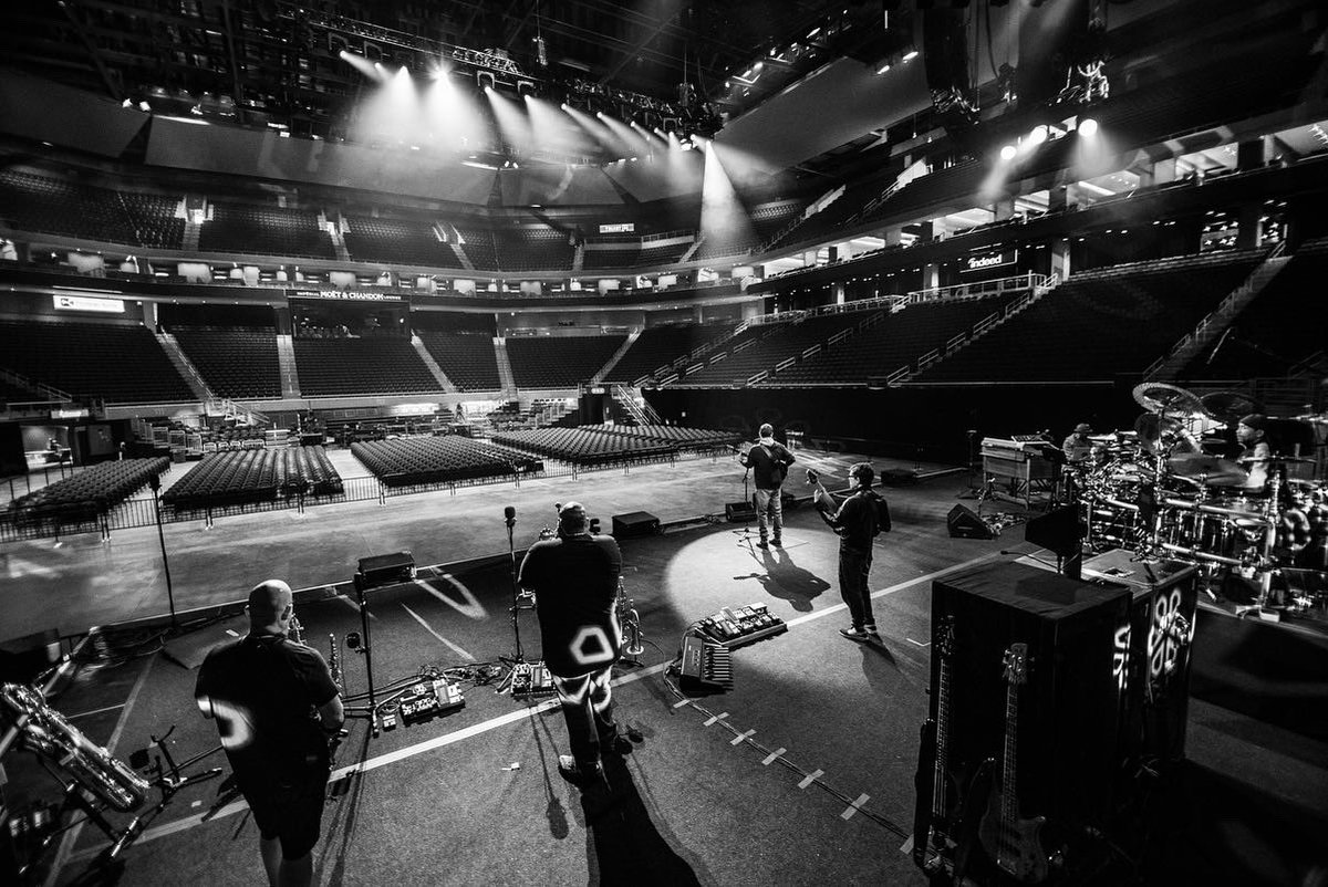 davematthewsbnd's tweet photo. Tonight is the first concert of #DMB2022 Summer Tour - check out some soundcheck pictures in Austin, TX. 

📸 @rodrigodmbrasil https://t.co/bYiiX2iM1N