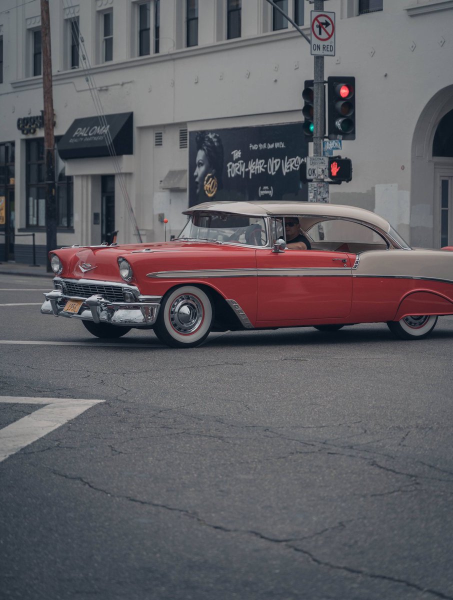 djrichardh's tweet photo. #FelizMiercoles 
Dominando las calles de Los Ángeles como un rockstar. https://t.co/vPe3r79e4Z