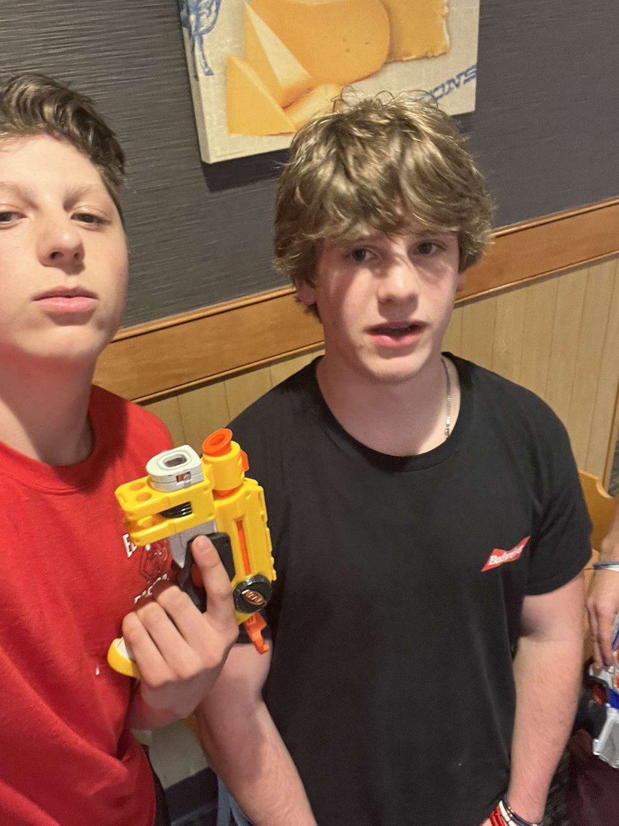 J HUNNID TAKES DOWN MIKEY AT CULVCSKIS <a href="/ephsnerfwars22/">EPHS NERF WARS 2022</a>