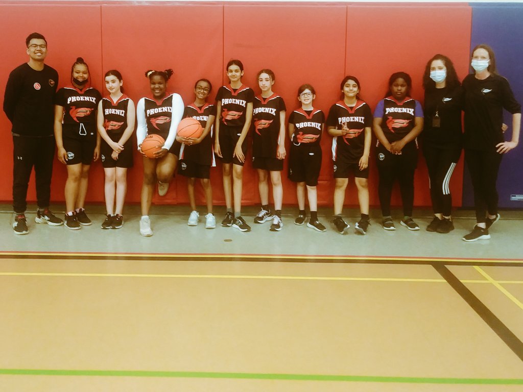 lsaroli's tweet photo. Ava's first school tournament 🏀 https://t.co/8vO1DOjB9r
