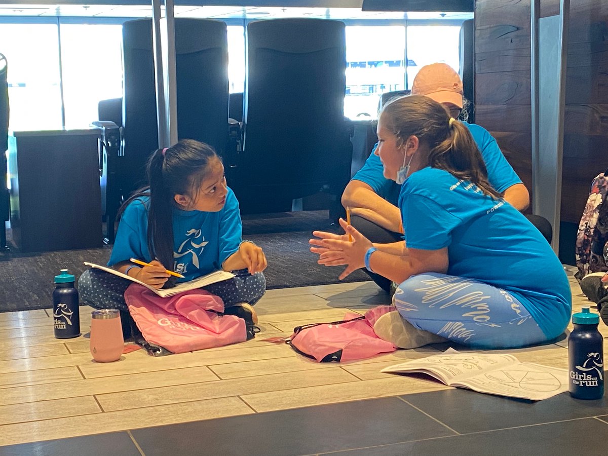 WinnwoodGOTR's tweet photo. A GOTR practice with your best girls at the K?! #unforgettable 
Thank you @GOTRKC and @Royals for this amazing experience ⚾️💕!!! https://t.co/fMPxtJGsbe
