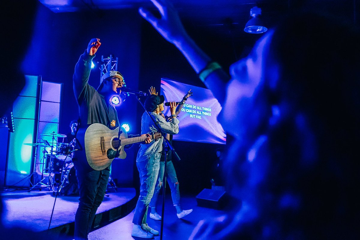 blendflc_'s tweet photo. SOUL 🍗 😋🦴 FOOD!! Pastor @calebbijan brought an awesome word about how God uses our human nature for His nature! 

Let’s hang THIS SUNDAY at @freelifechapel we have a seat for you!! #TheBlend https://t.co/V1IfJkk1TC
