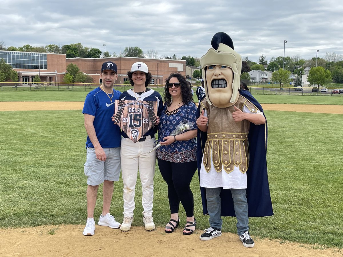 PottstownTrojan's tweet photo. Congratulations to our Pottstown โพ๏ธ Seniors! Good luck in your future endeavors
#PHSBaseball @PottstownHigh @pottstownschool @JohnJarmato @PSDRODRIGUEZ @AustinHertzog @Owen_McCue @Rickmartin2022 @PottsmercSports https://t.co/hJ5uhXChxV