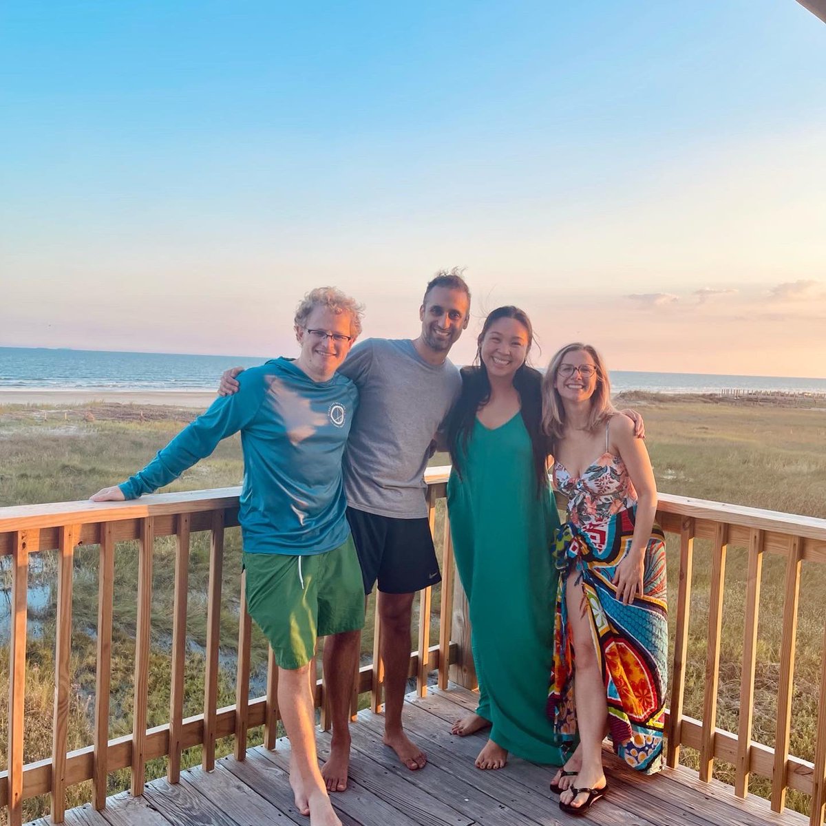 BCMPedsRenal's tweet photo. Our 1st yr fellows are all grown up & excited for 2nd year! 🤩 So many silly memories: 1st day of bootcamp 🥾, 1st year fellows retreat 🏝, & ridiculous moments with co-fellows! 🥸 LOVE our rowdy bunch! 🥰🤪 #theKidneyBeanCrew #teamLungFish #BestCoFellows #willWorkForKolaches https://t.co/a5QeYSOQnB