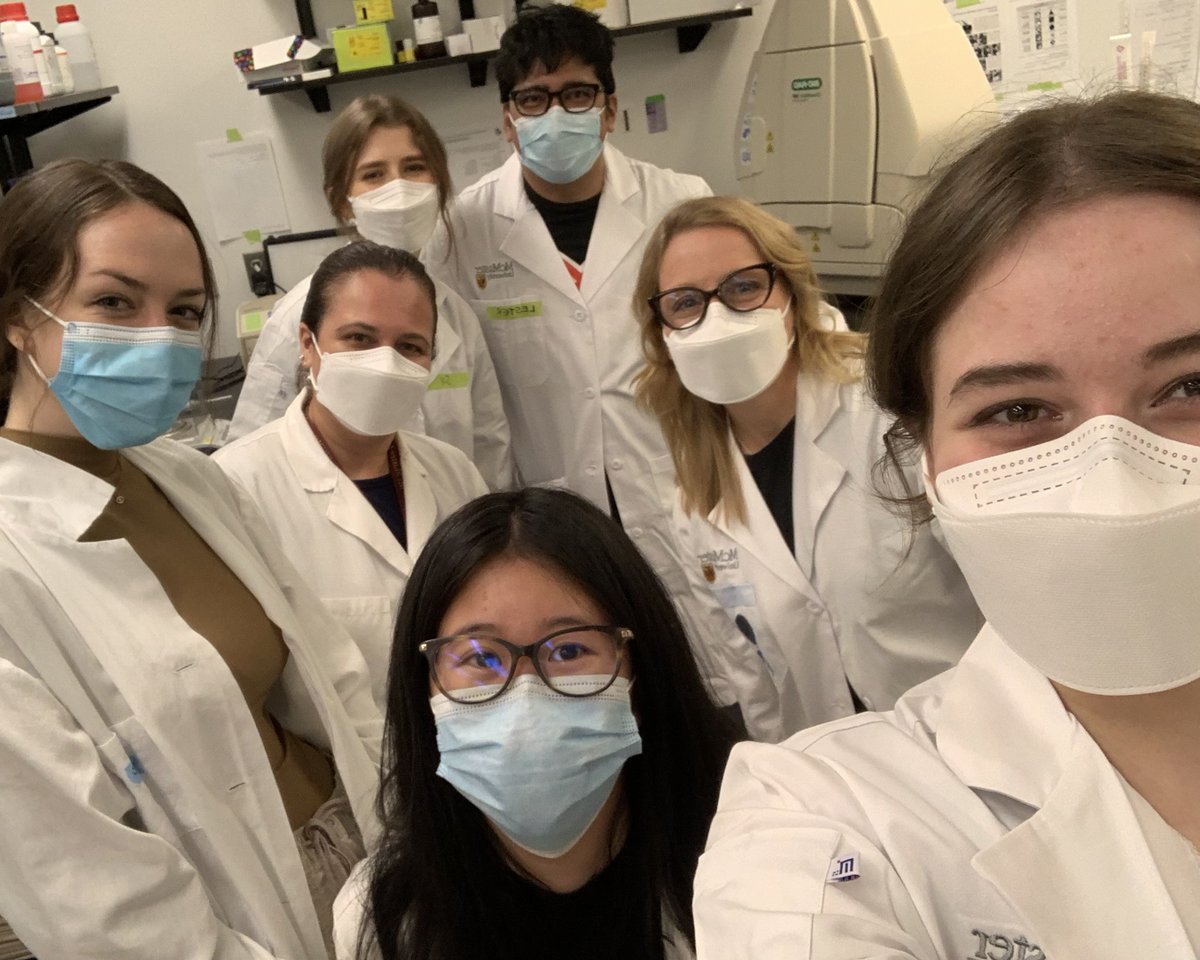 aoc_study's tweet photo. First lab visit done! 🥼🧪🔬 It was great having some of our artists in residence join us today at the @Sloboda_Lab to ask questions and learn more about the research behind the #artofcreation project! https://t.co/KomCmWYsoA