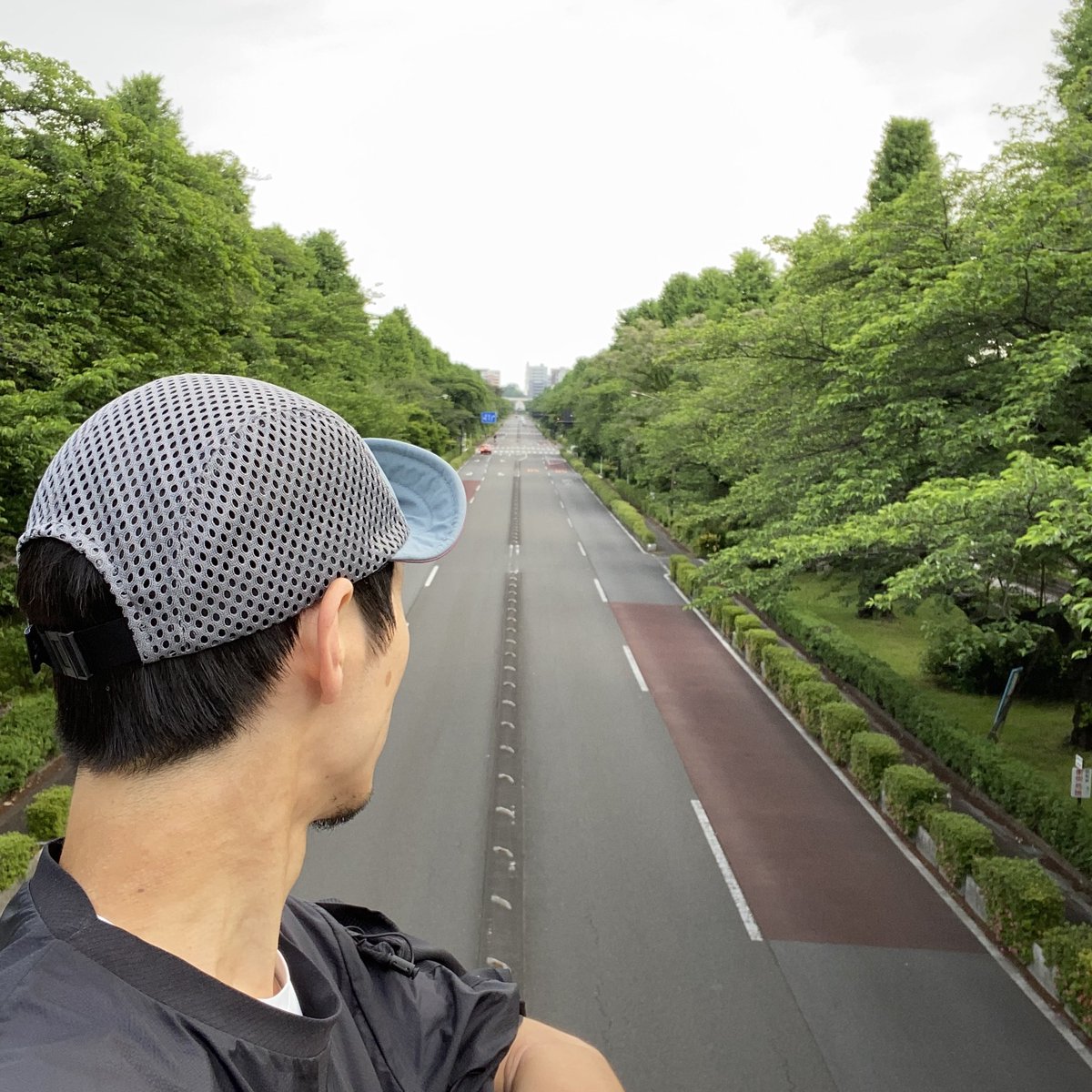 L_L_L07's tweet photo. 久しぶりに大学通り走ったら気持ち良すぎた。気持ち良すぎて予定より遅く帰宅してバタバタと家を出ることになった。よくあるよね。

早いものでLINKくにたちのエントリー明日まで❗️まだ数枠あります‼️
https://t.co/E29usSvIpp https://t.co/Gbq9QcVltT