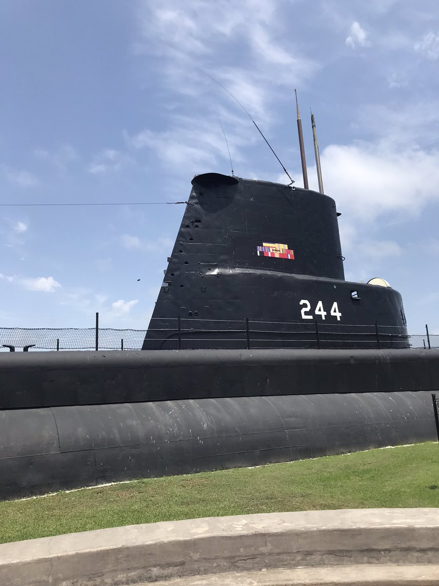 round_third's tweet photo. Seawolf Park in Galveston is absolutely amazing!! We toured the USS Cavalla…breathtaking engineering. #submarine #Galveston https://t.co/tnzP05kiLA