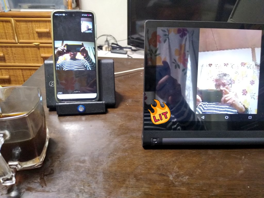 donc2010's tweet image. #Zoom のテスト中　3年前2、3度使っただけで分けがわからなくなっている。#YOGATAB3 が使えればいいなと。