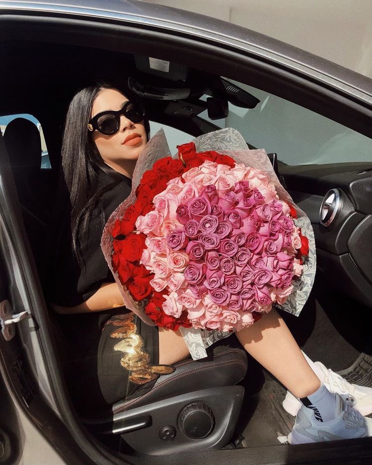 00skenia's tweet photo. kenia os 💐 https://t.co/nJ3ta414Yq