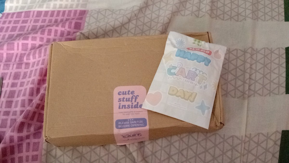 somebravery's tweet photo. @cartph_ thank you❤️ I have finally recieved it na and it's so beautiful ❣️😍 https://t.co/1jCW1c1fev