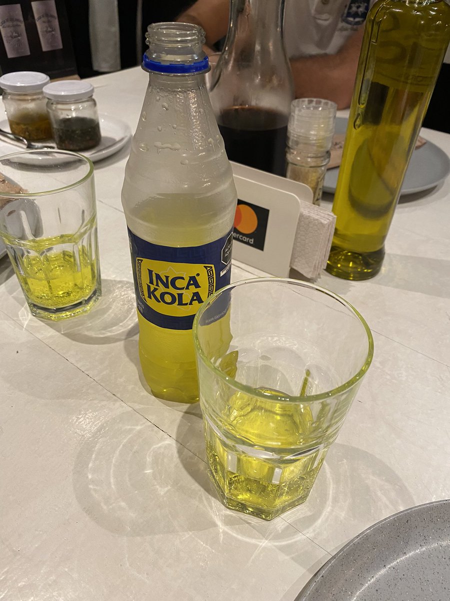jacibaumann's tweet photo. Mas gente essa comida em Lima é boa demais https://t.co/xirUpZmMol