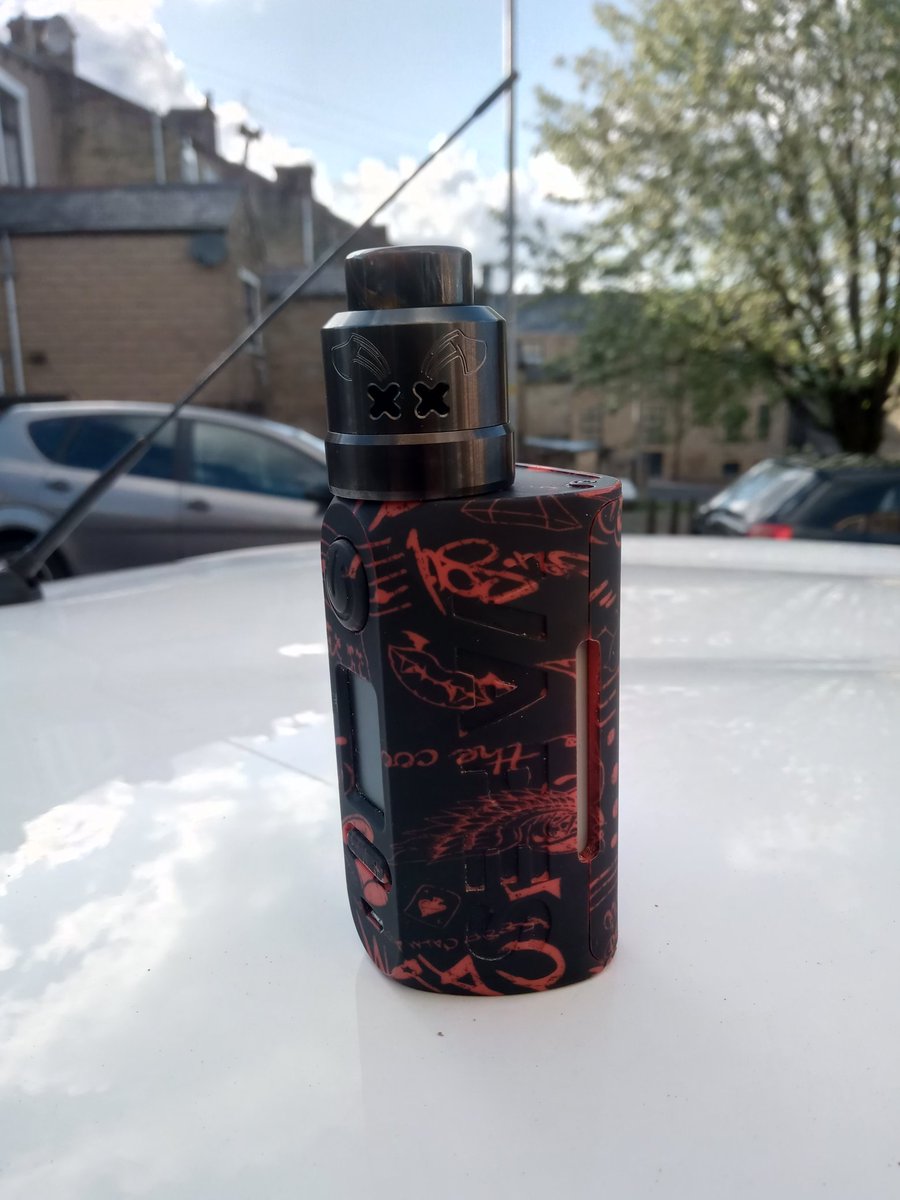 ianpreston1975's tweet photo. The hellvape dead rabbit max 28mm RDA is a awesome RDA very easy to build and has great flavour and awesome clouds
#rda #vapehardware #hellvapeofficial #hellvapeuk #hellvapefamily #hellvapedeadrabbit #hellvapemaxrda #promoter #vapecommunity #vapeworld https://t.co/vW57QALnAx