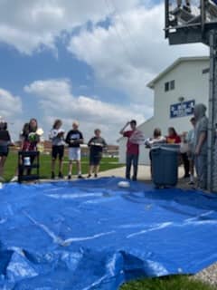BF_Intermediate's tweet photo. Today our EGG-cellent science teachers allowed students the opportunity to apply their knowledge of force and motion! Students brainstormed a way to keep an egg safe when dropped from the bleachers! https://t.co/jHBPZVBg4g