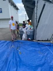 BF_Intermediate's tweet photo. Today our EGG-cellent science teachers allowed students the opportunity to apply their knowledge of force and motion! Students brainstormed a way to keep an egg safe when dropped from the bleachers! https://t.co/jHBPZVBg4g