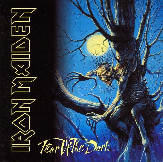 AcostaMzk's tweet photo. El 11 de Mayo de 1992, 30 años atrás, @IronMaiden lanzaba su noveno álbum en estudio "Fear Of The Dark".

📚Último con Bruce Dickinson hasta su regreso en 1999.
📻#BeQuickorBeDead #FromHeretoEternity #WastingLove
[🎧https://t.co/Xglj9FYvFE ] https://t.co/0u8sU2v9df