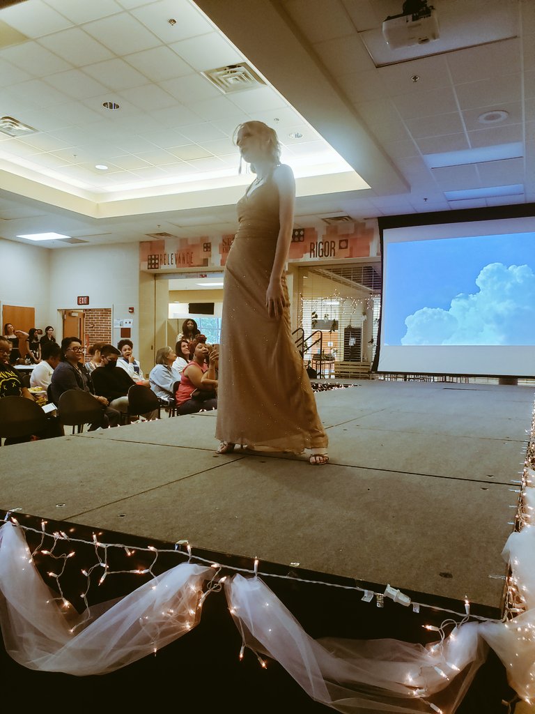 RanielleRenae's tweet photo. This year's Fashion Show (Greek Gala) was definitely a success! Thanks to all who came out to support!! https://t.co/H2EfJdDPBr
