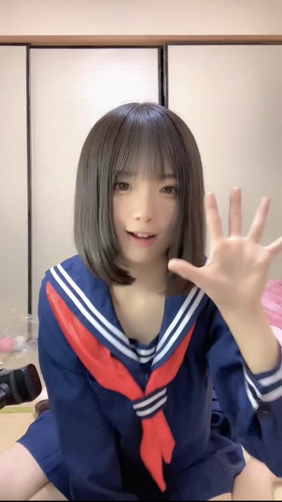 izayoikaede's tweet photo. 時間ギリギリだけどおはようございます☀ https://t.co/HTmiupqNoM