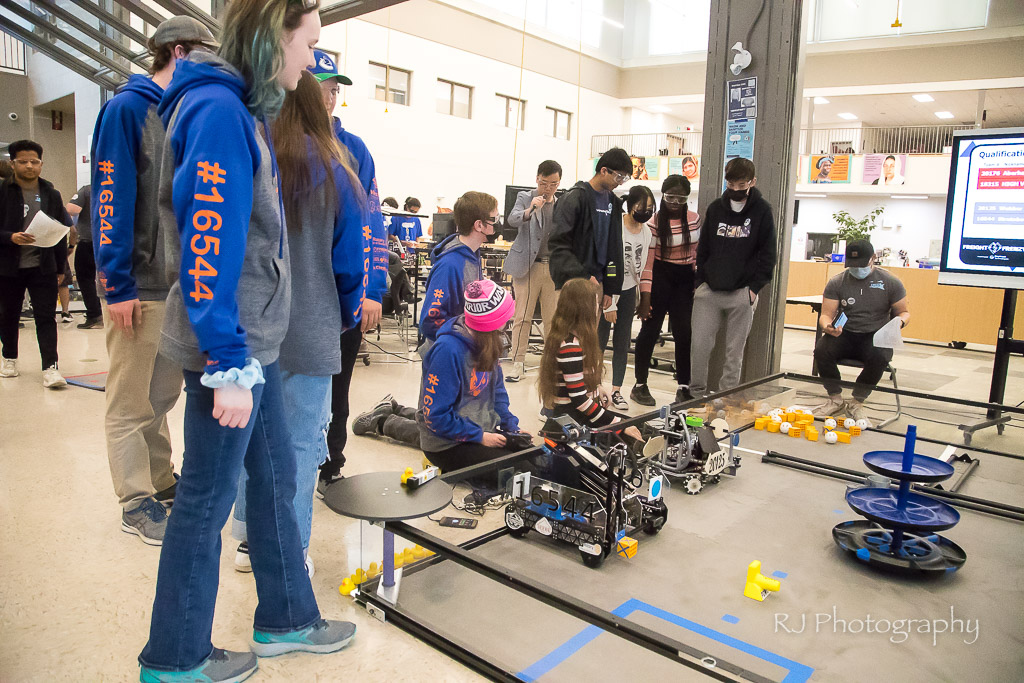 Thank you so much <a href="/7277MandelaFRC/">7277 Mandela United Squadron</a> for hosting the Flying with the Squadrom competition! We learnt so much and had so much fun at our first in person competition since 2020!