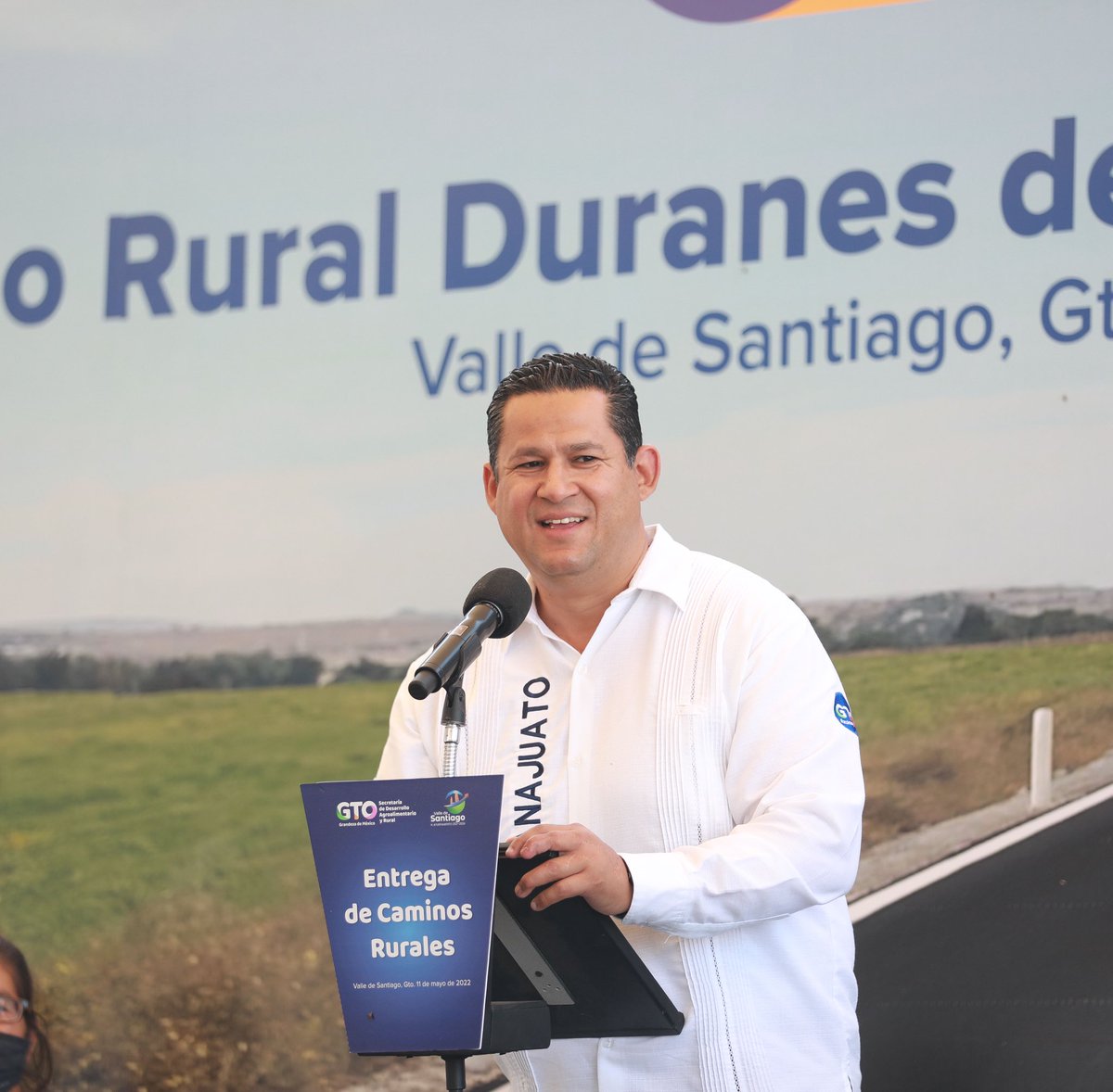 diegosinhue's tweet photo. Concluimos nuestra #GiraDeTrabajo en Valle de Santiago, entregando la rehabilitación del camino Duranes de Arriba a Carretera Labor de Valtierra – Pueblo Nuevo. #ContigoSí rehabilitamos 3.31 kilómetros con inversión de más de 6.5 mdp para beneficiar a más de 400 personas. https://t.co/LoNeRVrRPR
