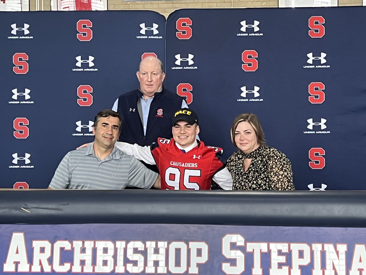 Congratulations George DiLuna &amp; family on commitment to Pace University. @PaceUFootball1  <a href="/GeorgeDiLuna/">George DiLuna</a>