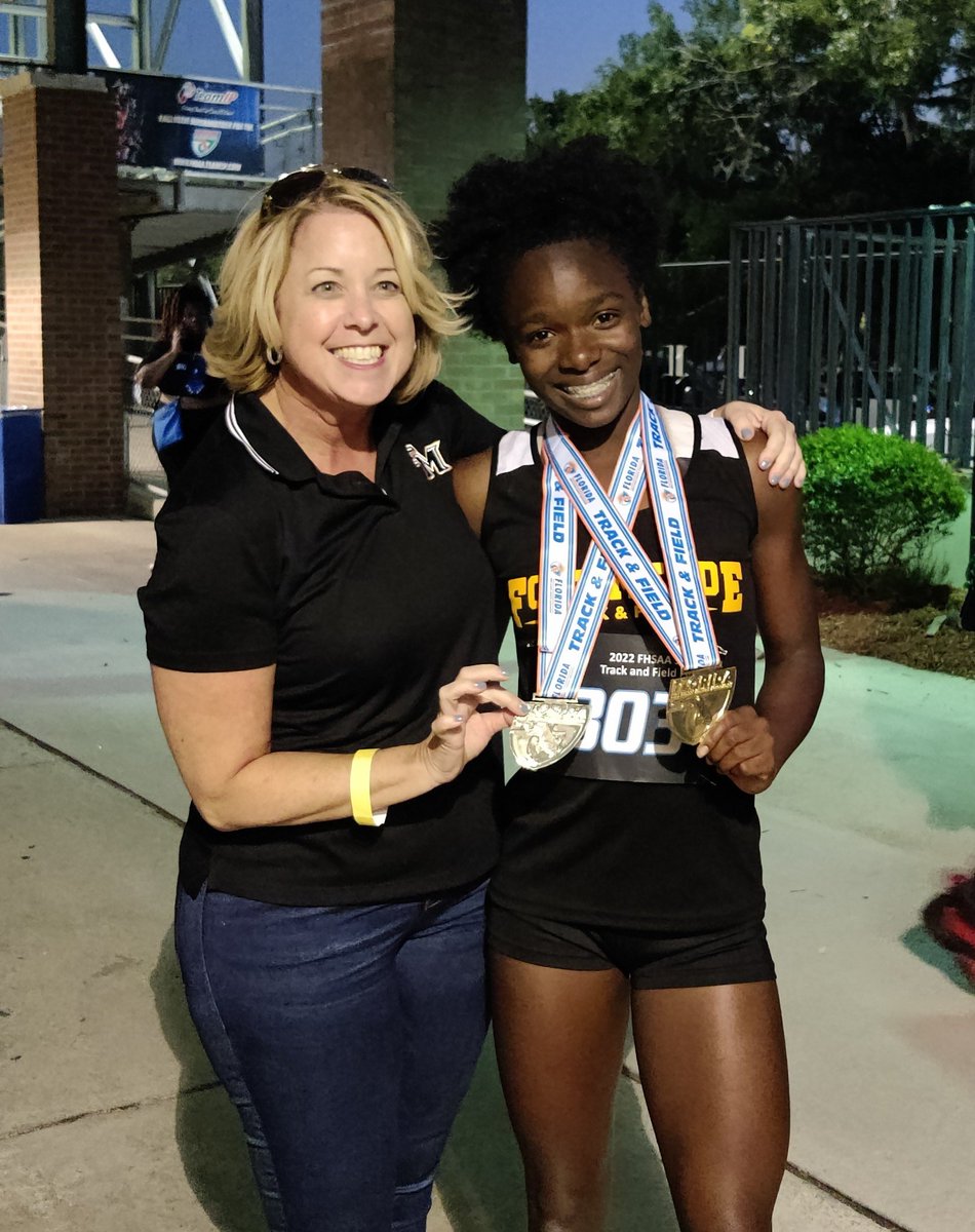 We are bustin' with Miner Pride💛🖤! 2 State Gold Medals in 2022 and 1 State Gold Medal in 2021🥇🥇🥇 A'Zaria is a true Champion! <a href="/PolkSchoolsNews/">Polk County Public Schools</a>