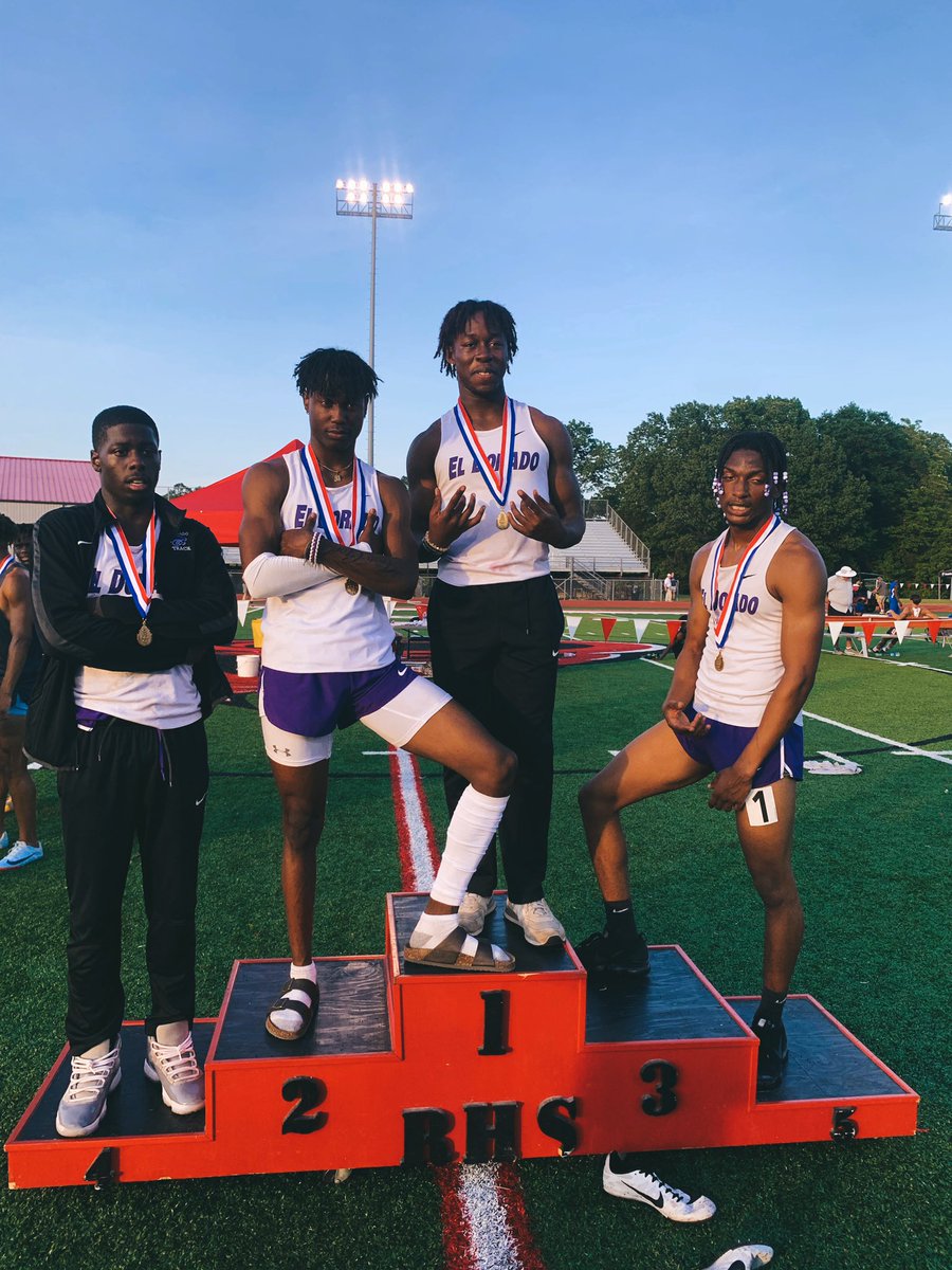 lytrack's tweet photo. went to Meet of the Champs and won the 4x2! we ended the season with a new pr of 1:27:42. thankful for this experience! #gcg #trackandfield https://t.co/mQ1nFssIGt