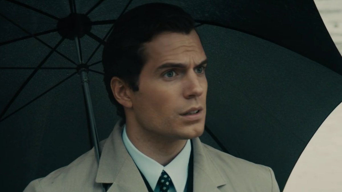 dailyhcavill's tweet photo. henry cavill as napoleon solo in the man from u.n.c.l.e. (2015) https://t.co/zyMKTrH4n1