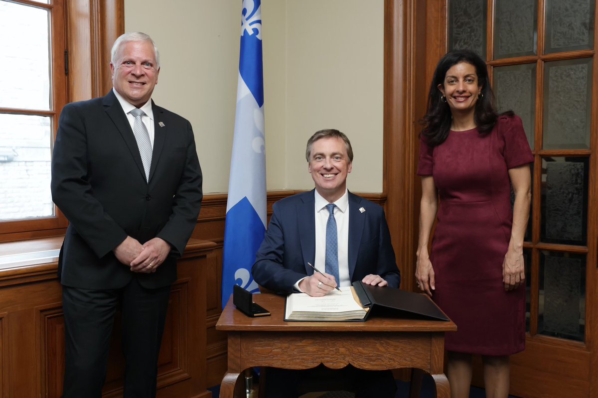 François Legault tweet media