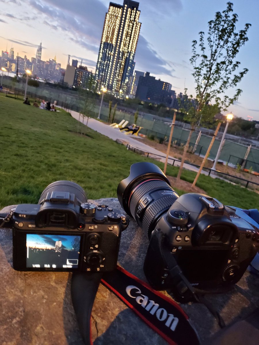 T0neOnlyPh0t0's tweet photo. π±πΈπΈ HI (High) #teamsonyalpha #teamcanon https://t.co/NZ7e17CRdU