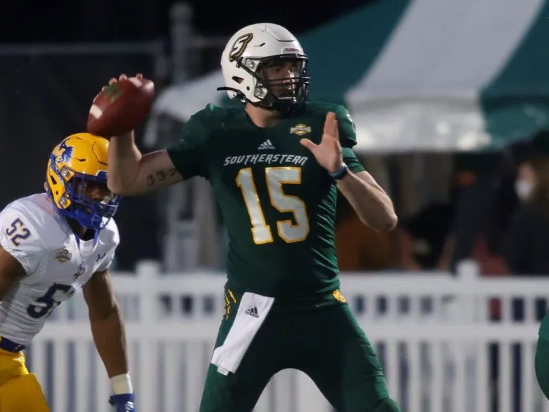 Commanders_DC's tweet photo. Tweeting at the
@Commanders
everyday until they follow me...
Day 720
Highlighting the 2022 Undrafted Free Agents signed by the Washington Commanders:
Cole Kelley (QB - SouthEast Louisiana)
#WashingtonCommanders #HTTC #Commanders #TakeCommand #Day720 #NFLDraft https://t.co/cZeFyJ4Uew