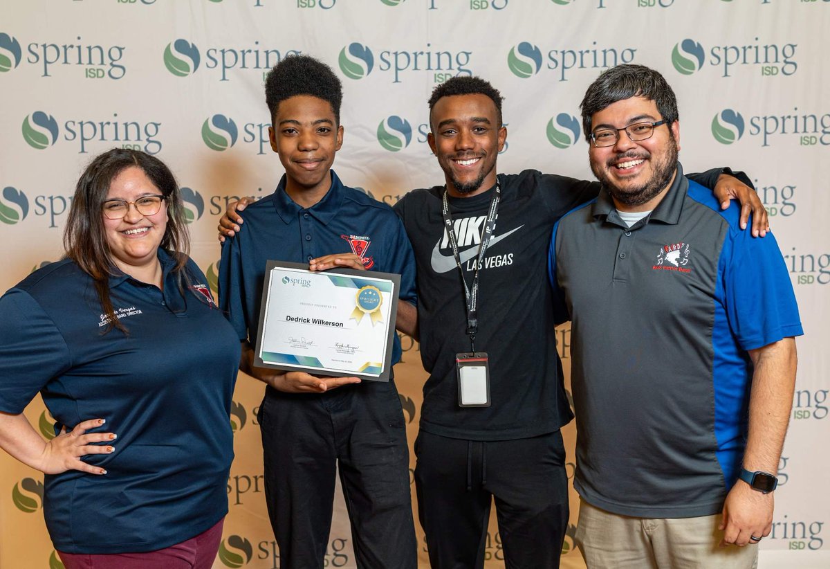 Pictures from last night's <a href="/SpringISD/">Spring ISD</a> board meeting. Congratulations again to Jade, Dedrick, &amp; Jade.

@BammelMs <a href="/BMSPatriots/">Bammel Middle School</a>