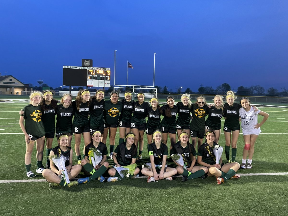 Mr_Chlebek's tweet photo. It is always great to get a win on Senior Night.  Congrats, ladies!!!! https://t.co/UwDqQXWkqf
