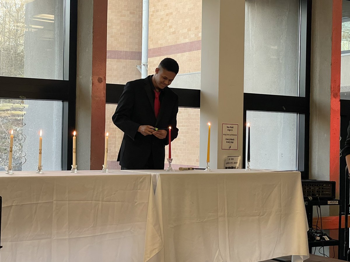 Glenn Burns tweet media