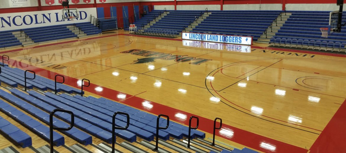 kylexleonard's tweet photo. Very Blessed and Excited to Say that I will be continuing my Athletic and Academic career at Lincoln Land Community College! Thank You to all my friends, family coaches and everyone that got told me to where i’m at today!! Can’t Wait to get to work!! Go Loggers!! 🔴🔵 #ROLLLOGS https://t.co/NYxHJJPVIt
