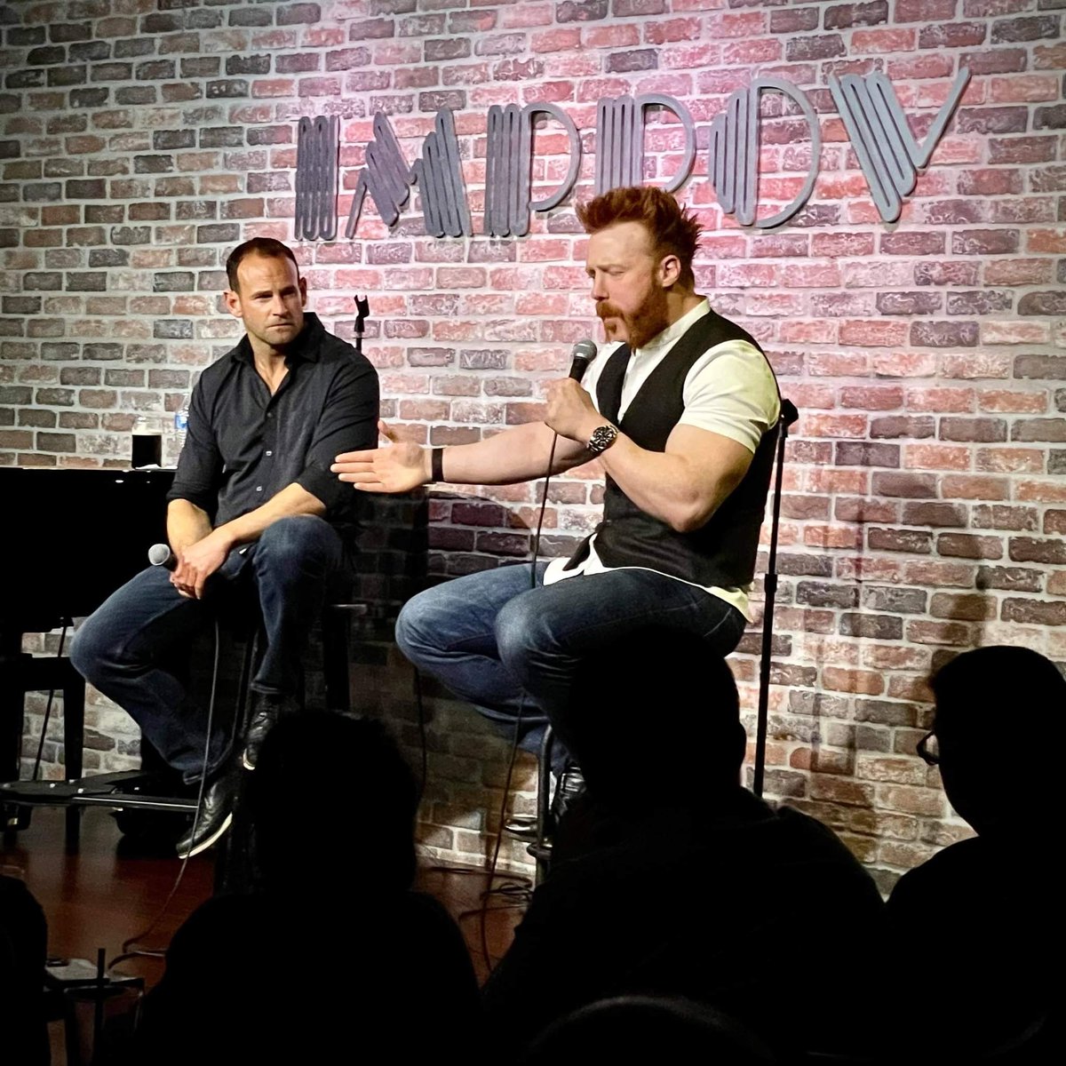 Thanks to @davidnihill for putting together The Real Irish Comedy Slam! We are sold out and watching @WWESheamus tell WWE stories now! #hollywoodimprov #comedy #sheamus
