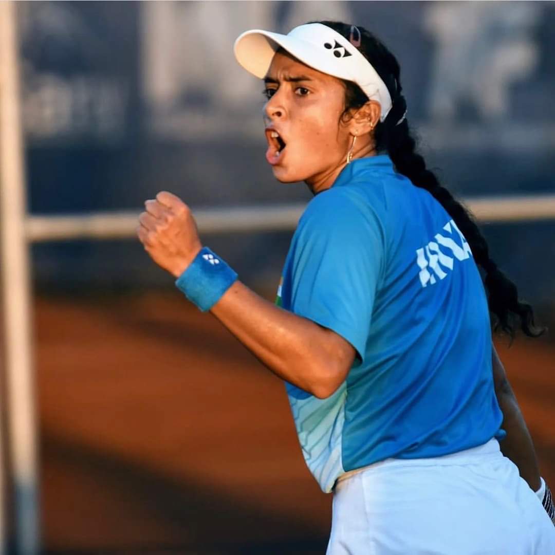 NeerajShuttler's tweet photo. Big congratulations to hustler and powerhouse @ankitaraina_official on being nominated for the @billiejeankingcup heart award ๐๐๐
#TeamYonex #BillieJeanKingCup #AnkitaRaina #YonexTennis #SportingSolutions https://t.co/ftoB4itdUt