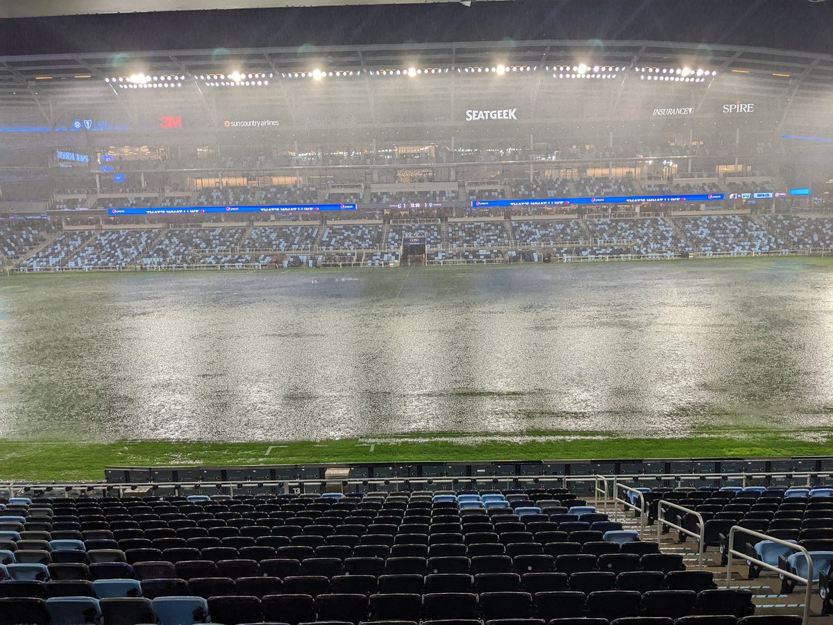 BadMLSComics's tweet photo. Welcome to Lake Allianz! Home of @MNUFC!  #TheMagicOfTheCup #USOC2022 #MINvCOL https://t.co/welNS9FrnM