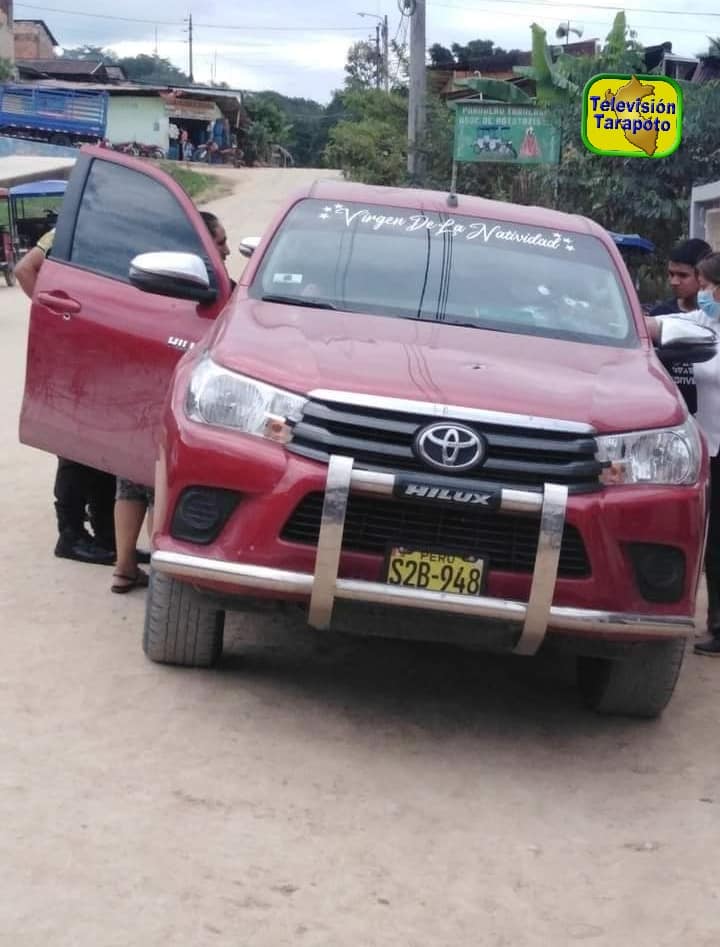 TVTarapoto's tweet photo. ¡Empresario de granos resultó herido en asalto y robo en carretera Fernando Belaunde Terry Norte!
Sucedió a las 2:30 pm de este miércoles en el sector Cerro Blanco, distrito de #Tabalosos. El comerciante de granos, Pablo Rojas, fue herido de un disparo. https://t.co/xJJ1xYYHOe