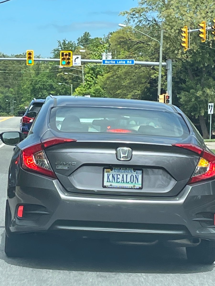 Fuego_Steve's tweet photo. @kevin_nealon Were you driving in front me today? https://t.co/WcltzCLYWE