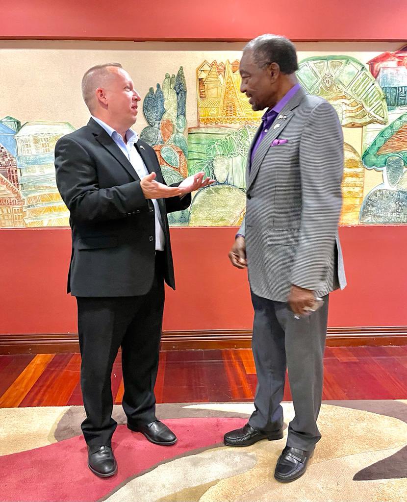 Abka Fitz-Henley tweet media