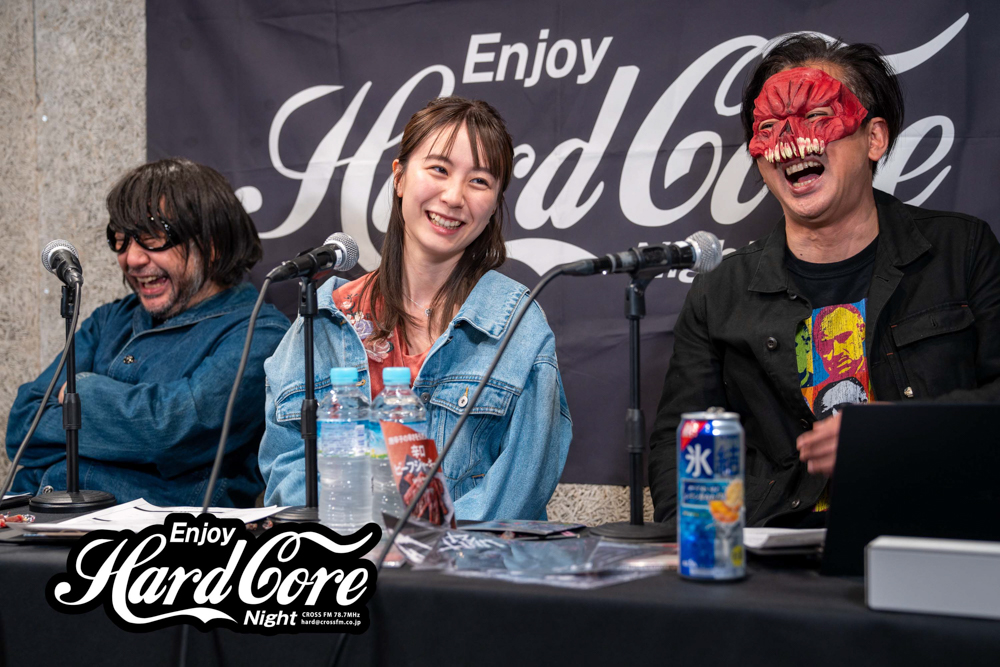 AHARDCORENIGHT1's tweet photo. ハードコアパンクだーい好き♡
毎回収録が楽しすぎる♪
#ハードコアナイト #CROSSFM #肉食パルチザン #GOGGLES #KARIN #CRUDE #DOOMSDAYHOUR #UNIT21 #WARCRY #Inepsy #SeveredHeadOfState https://t.co/o4yuNPegOt