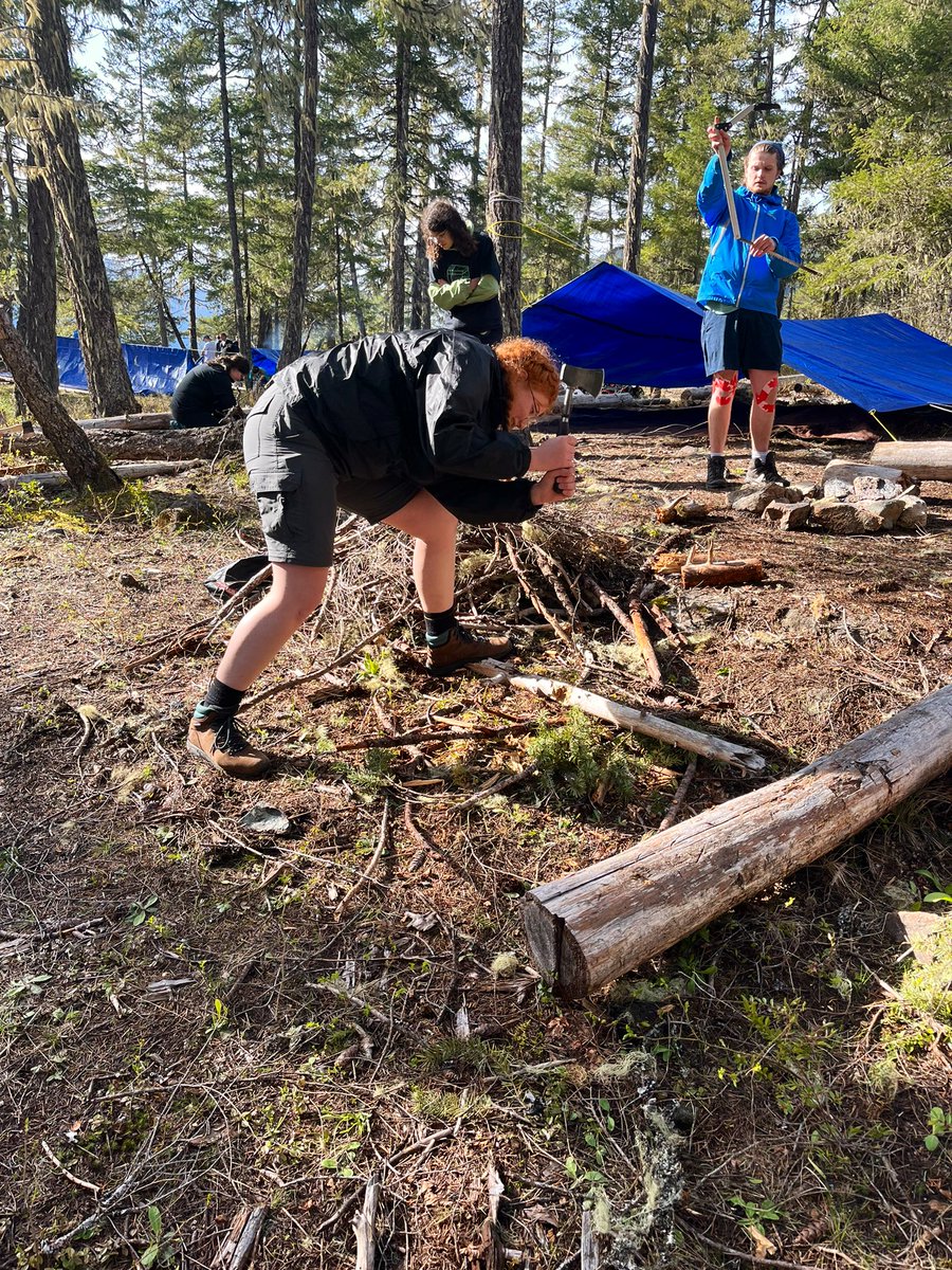 RBeskau's tweet photo. Hiked a mountain and spent the night in the elements with this awesome @sd35wgss humans. We even got some snow! 800 m ⬆️ @LangleySchools https://t.co/yzgVFoUP2J