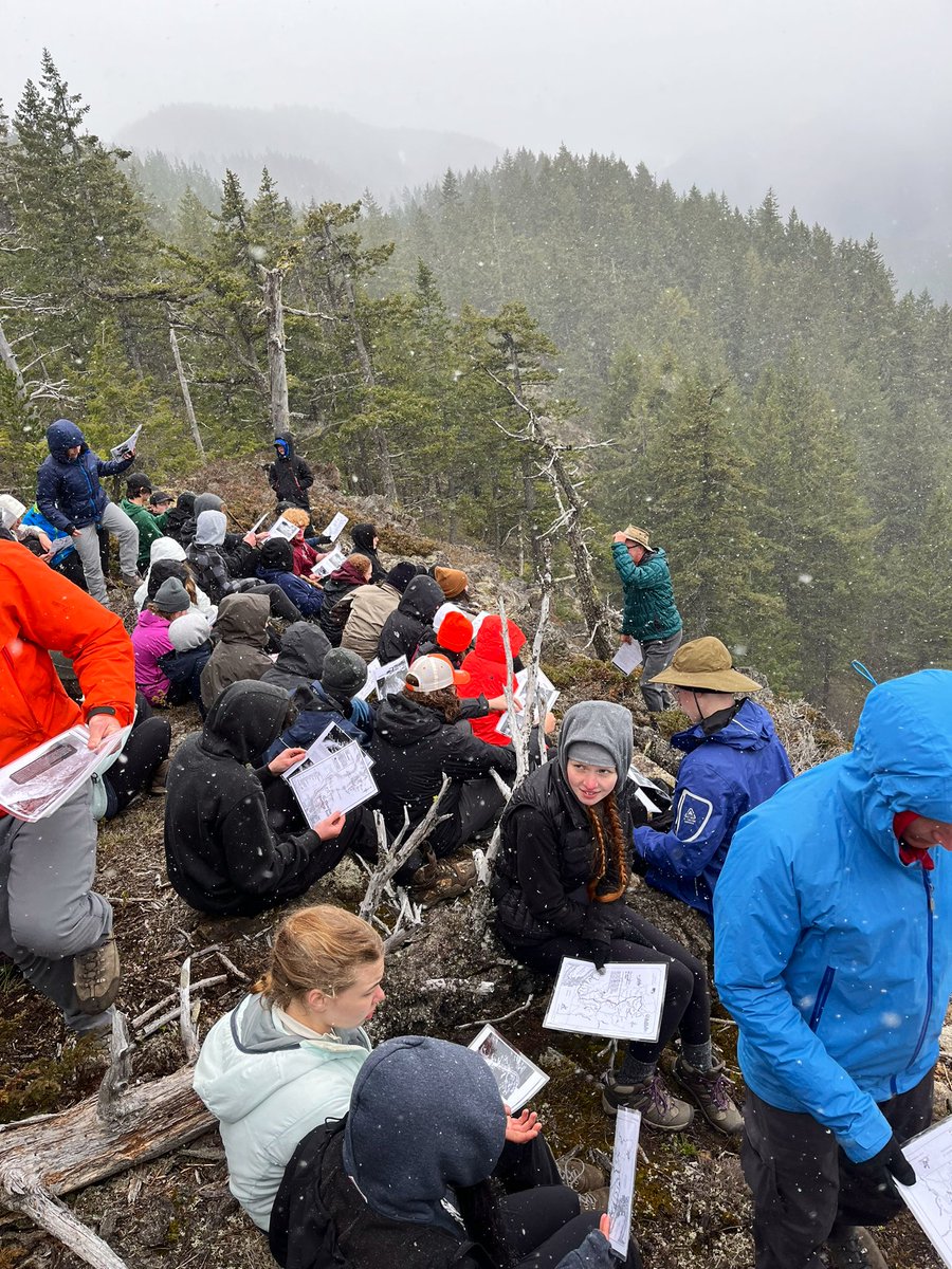 RBeskau's tweet photo. Hiked a mountain and spent the night in the elements with this awesome @sd35wgss humans. We even got some snow! 800 m ⬆️ @LangleySchools https://t.co/yzgVFoUP2J