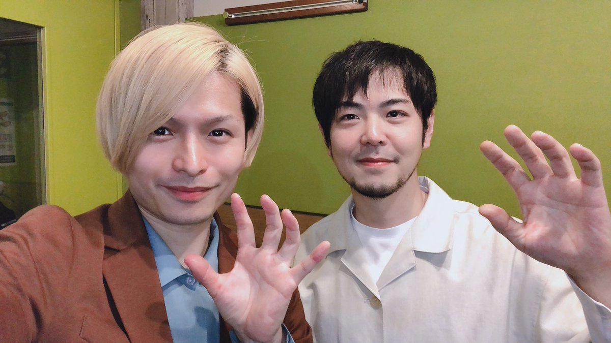 flatriver_Ryo's tweet photo. 昨日はスタジオライブ配信ありがとうございました!
1人で歌うのも楽しいけど、誰かと一緒に作り上げていく感覚もとても楽しい。
カホンのSunaryさんにも感謝。
配信いつでも見返せるのでぜひ見てね💫
https://t.co/qY2q9kEqJc https://t.co/AzYXCo59fK