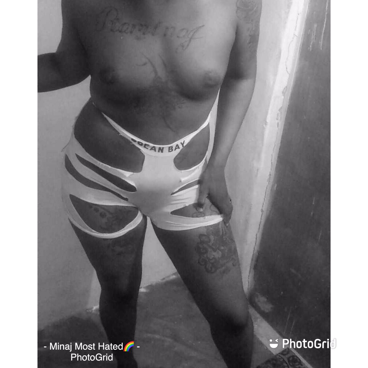 ShapeitiveMinaj's tweet photo. Me before all the piercings lol well my navel was/still pierced but it’s covered in this pic 🧏🏻♀️nipple dem shoulda bore from dem time yah😈😈 #retweet #trans #lgbt #jamaican #onlyfans #shapegood #shapeitive https://t.co/dMpM6ucaOm