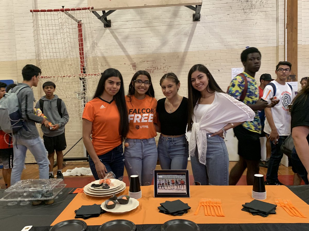 _xox_juliieee's tweet image. Happy to officially say I’m 110% committed to further my academic &amp;amp; athletic career to UTPB 🧡, I want to say thank you to all my coaches, teammates, friends, family, and the man up stairs for this wonderful opportunity. Onto the next level !!!🧡🦅 #FALCONUP